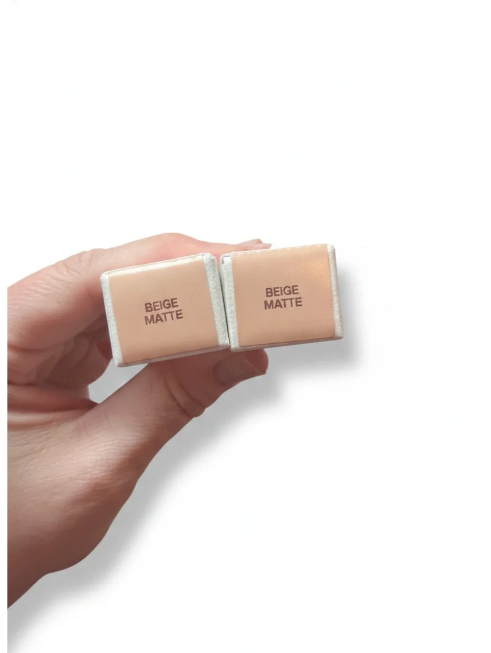 Haus Labs Lady Gaga  Intensity Eco Eyeliner Beige Matte 2x